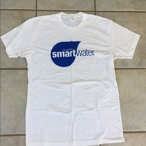 Smartwater shirt Sz med NWOT